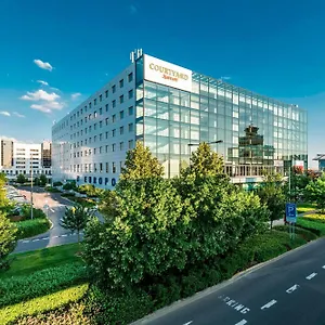 Hotel Courtyard By Marriott Airport, Prague